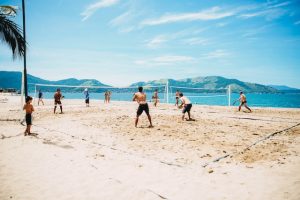 Bord de mer et joie de camping 
